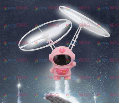 Jucărie Elicopter Astronaut cu Lumină LED Colorată și Telecomandă – Space Man GSX