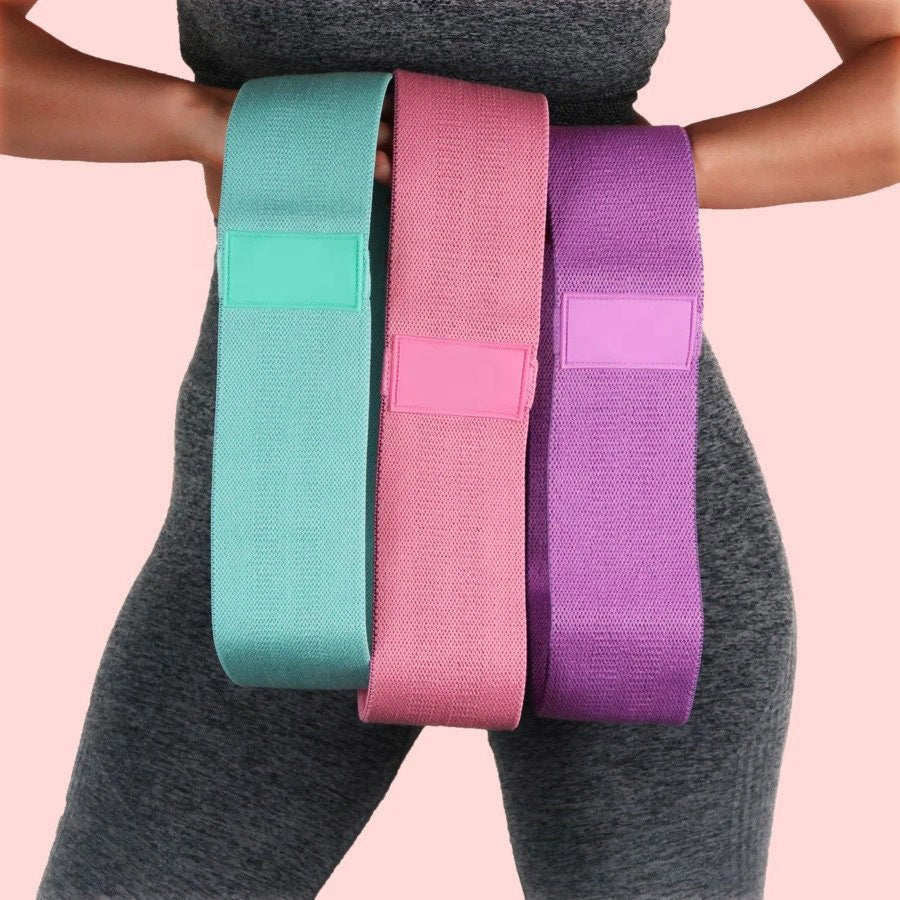 Set 3 Benzi Elastice Fitness din Material Textil, 3 Trepte de Rezistenta, Benzi de Antrenament pentru Fese, Coapse, Picioare si Abdomen, Ideale