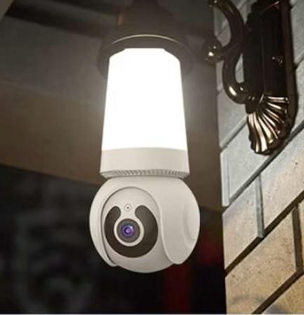 Cameră de supraveghere Wi-Fi tip bec E27 pentru interior, 3MP HD, cu alarmă, detectare mișcare și card 64GB CADOU