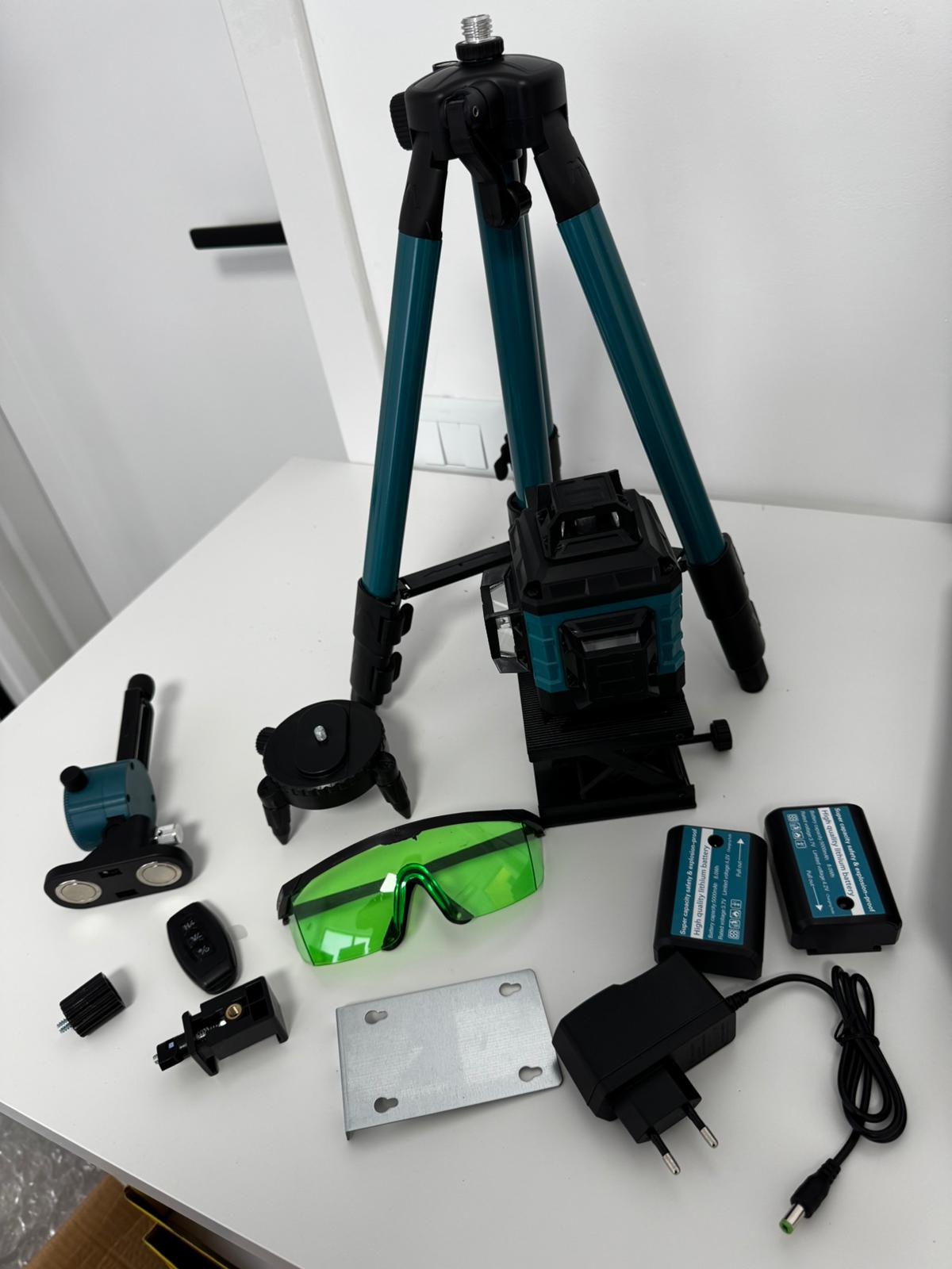 Nivel Laser 4D Profesional – 16 Linii, Auto-Nivelare, USB, 2 Baterii, Suport Ajustabil 1 m